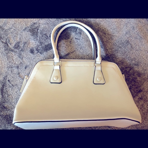 Bowler-style bag - Picture 1 of 3